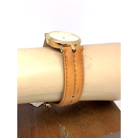 Tory Burch Women\'s Watch TBW2041 Quartz Cream Dial Gold Leather Band 30mm main image 9
